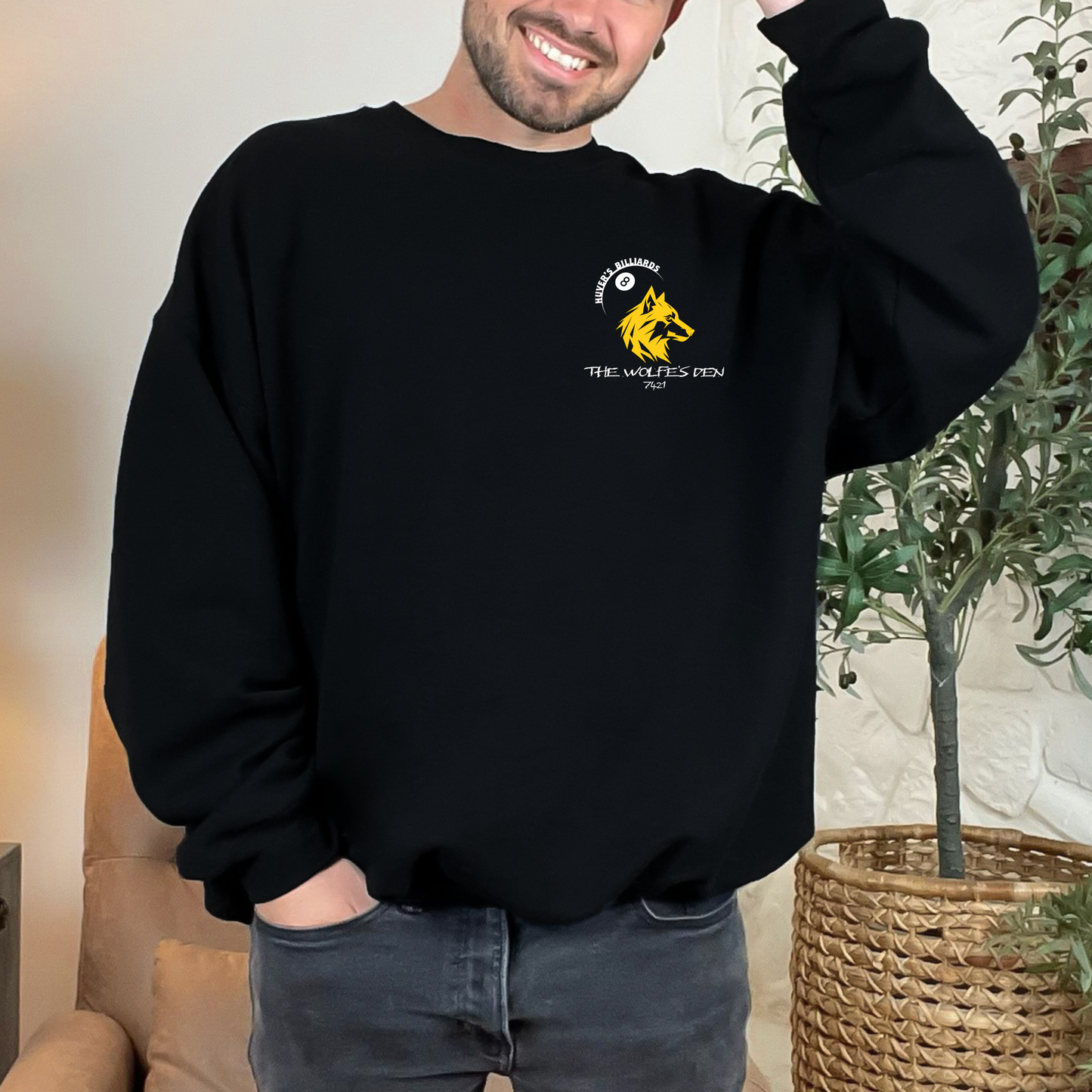 The Wolfe's Den - Sweatshirt