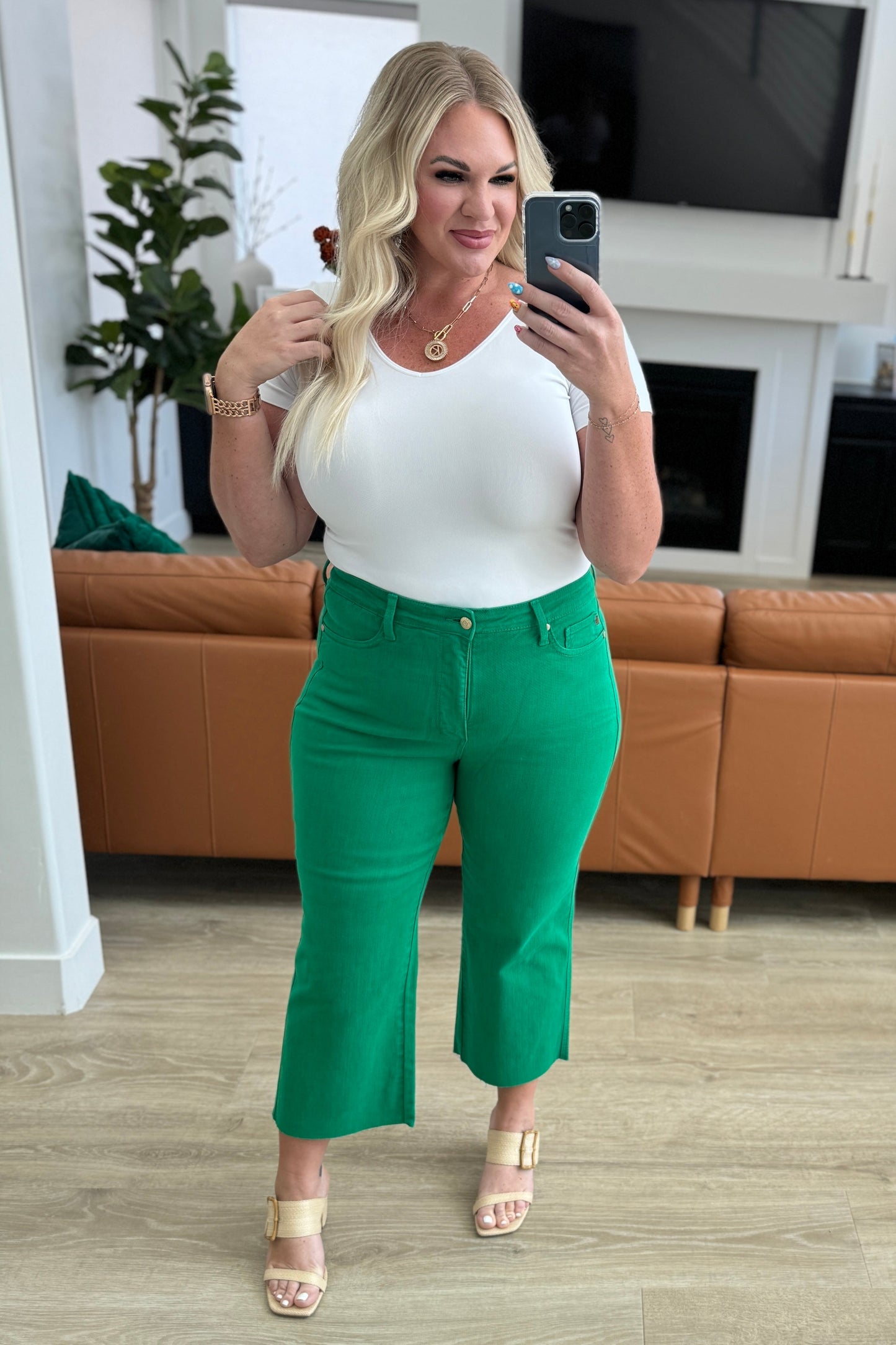 Lisa High Rise Control Top Wide Leg Crop Jeans in Kelly Green - FamFancy Boutique