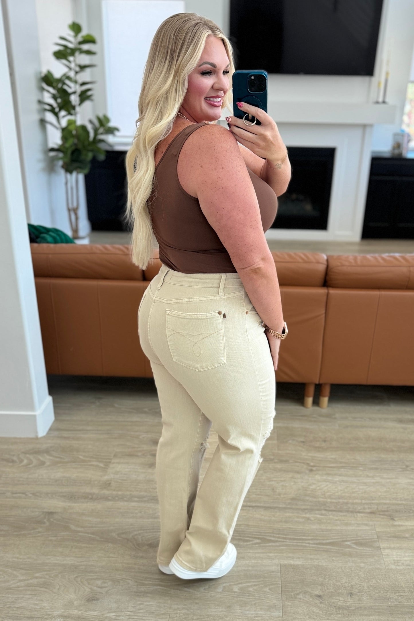 Selena High Rise Distressed 90's Straight Jeans in Bone - FamFancy Boutique