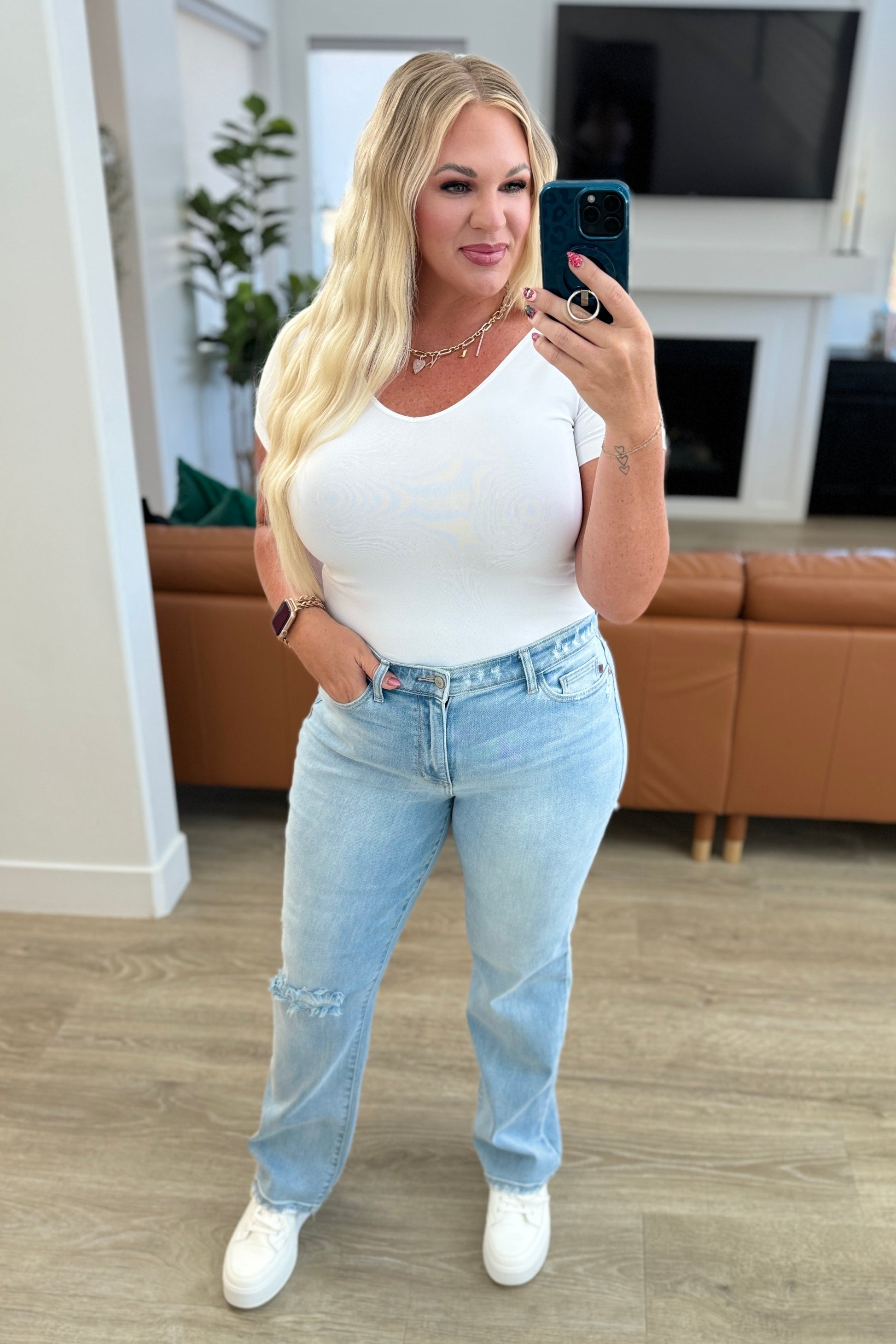Parker High Rise 90's Straight Jeans - FamFancy Boutique