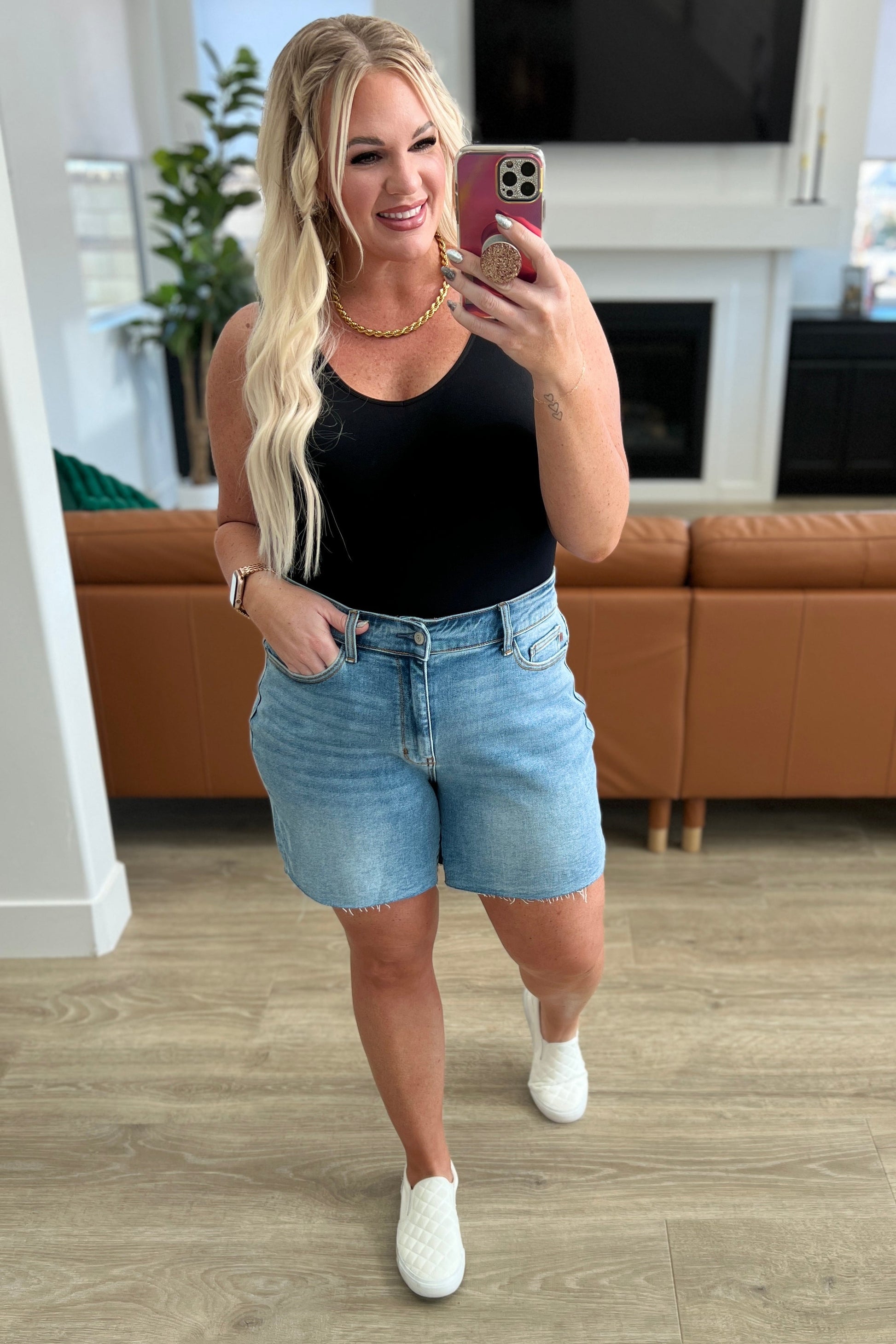 Willa High Rise Cutoff Shorts - FamFancy Boutique