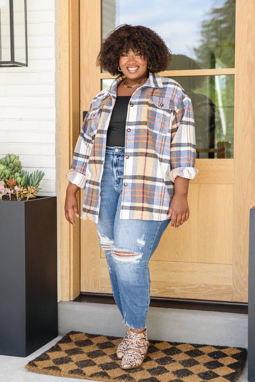 Kyla Destroyed Hi Waist Relaxed Fit - FamFancy Boutique