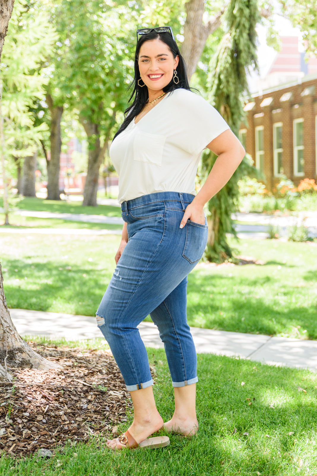 Nikki Mid-Rise Destroyed Boyfriend Jeggings - FamFancy Boutique