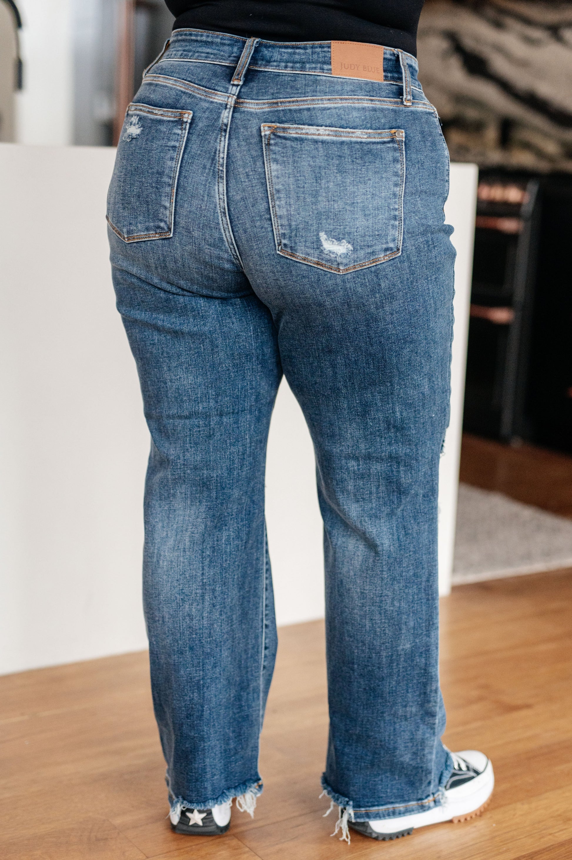 Rose High Rise 90's Straight Jeans in Dark Wash - FamFancy Boutique