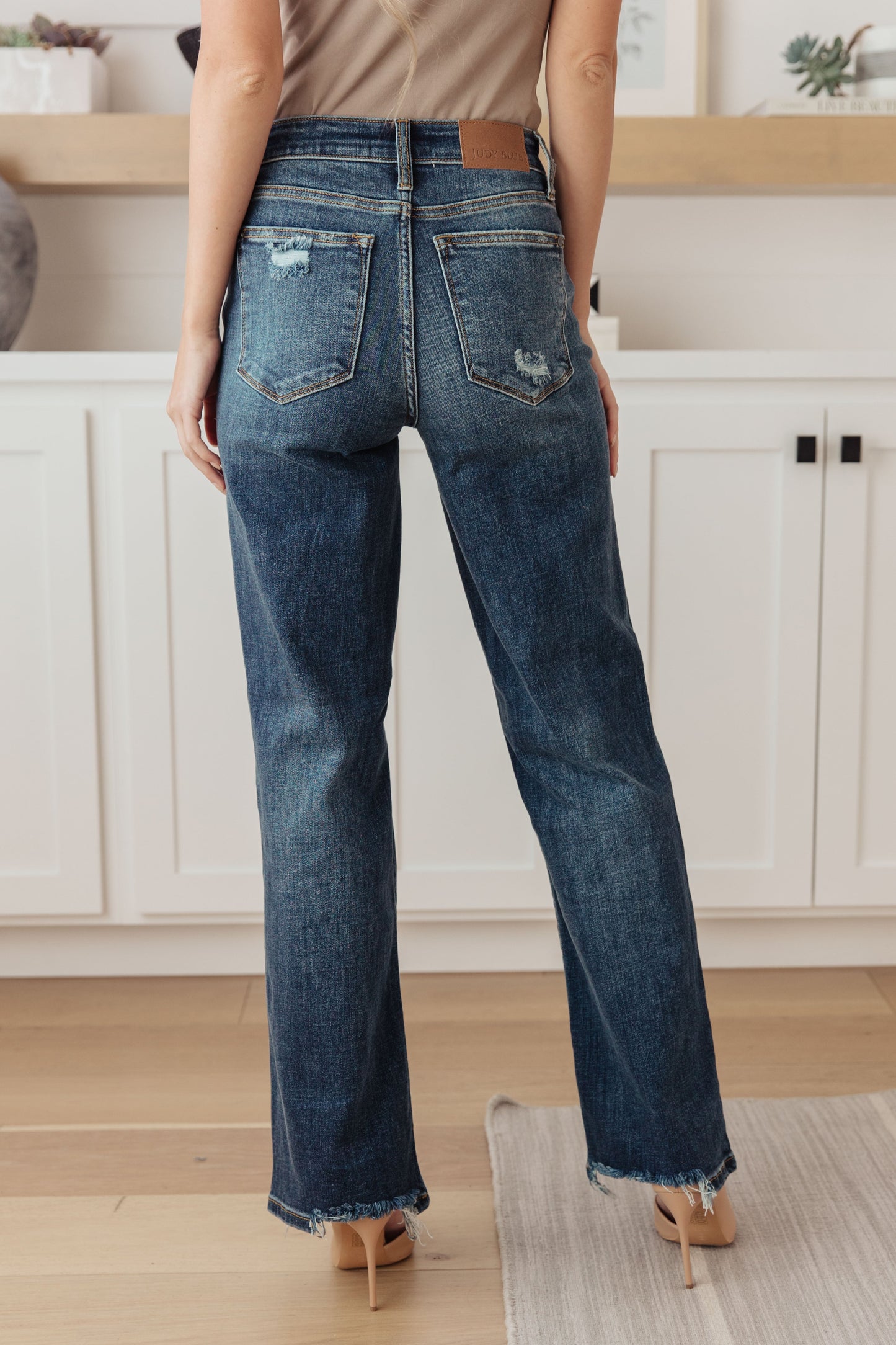 Rose High Rise 90's Straight Jeans in Dark Wash - FamFancy Boutique