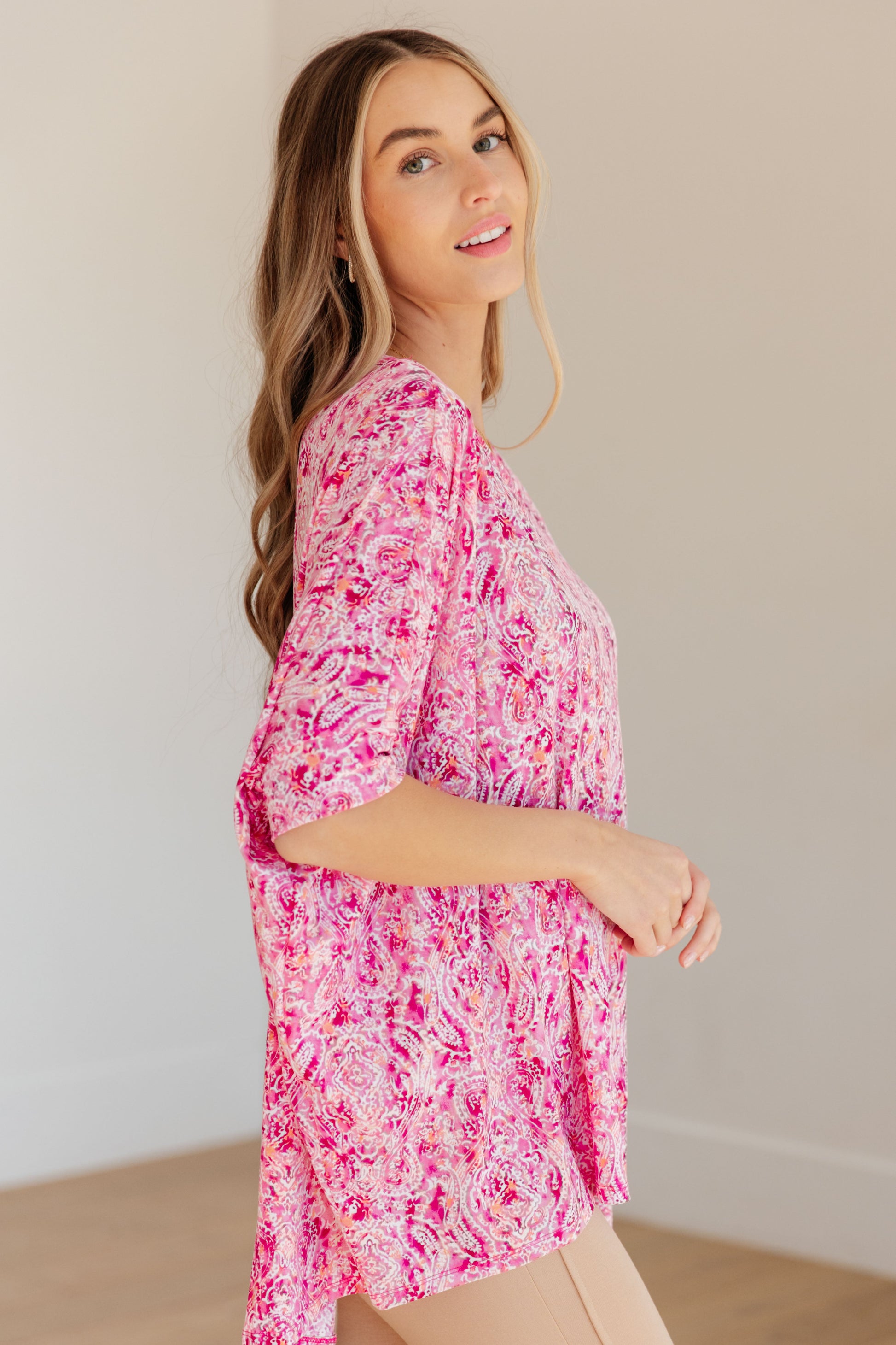 Essential Blouse in Fuchsia and White Paisley - FamFancy Boutique