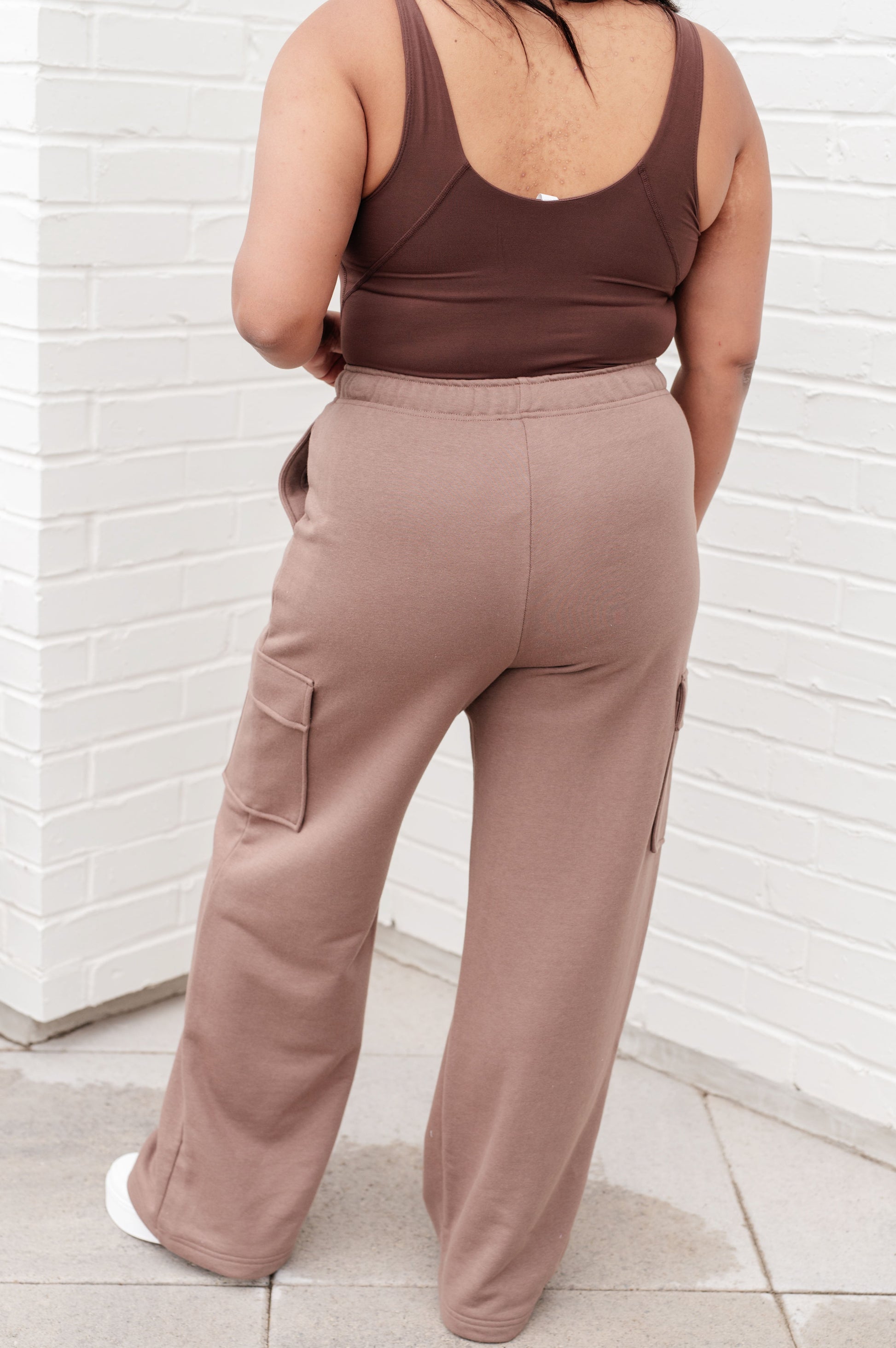 Run, Don't Walk Cargo Sweatpants in Smokey Brown - FamFancy Boutique