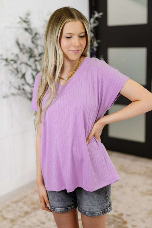 Top Shelf Basic V-Neck Ribbed Tee in Lavender
