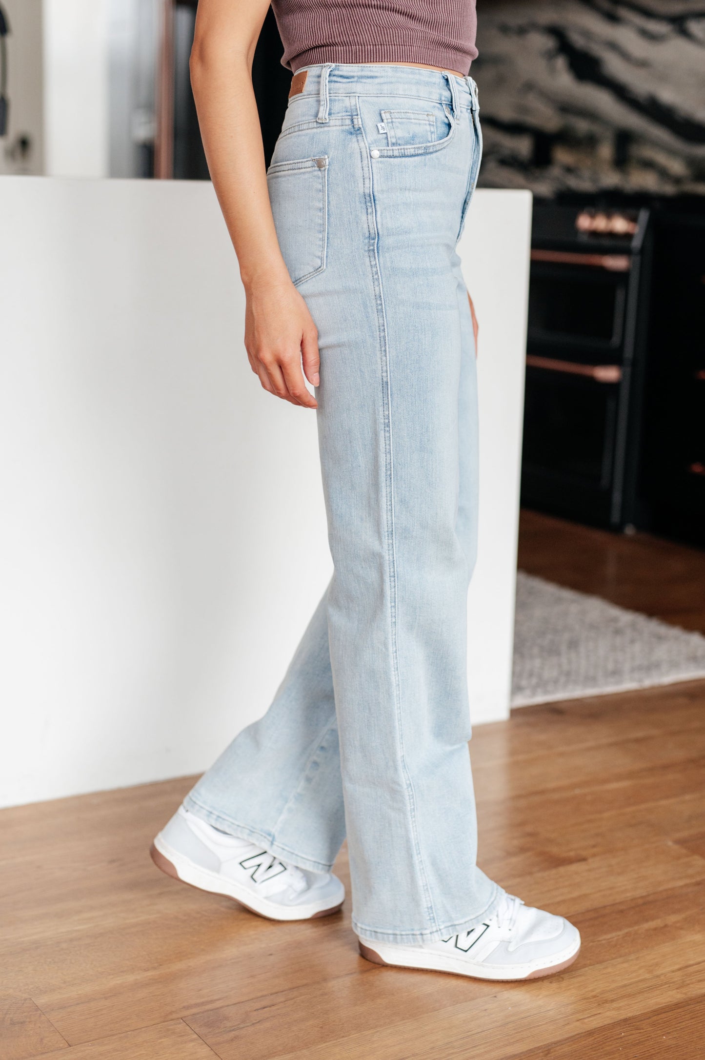 Brooke High Rise Control Top Vintage Wash Straight Jeans - FamFancy Boutique