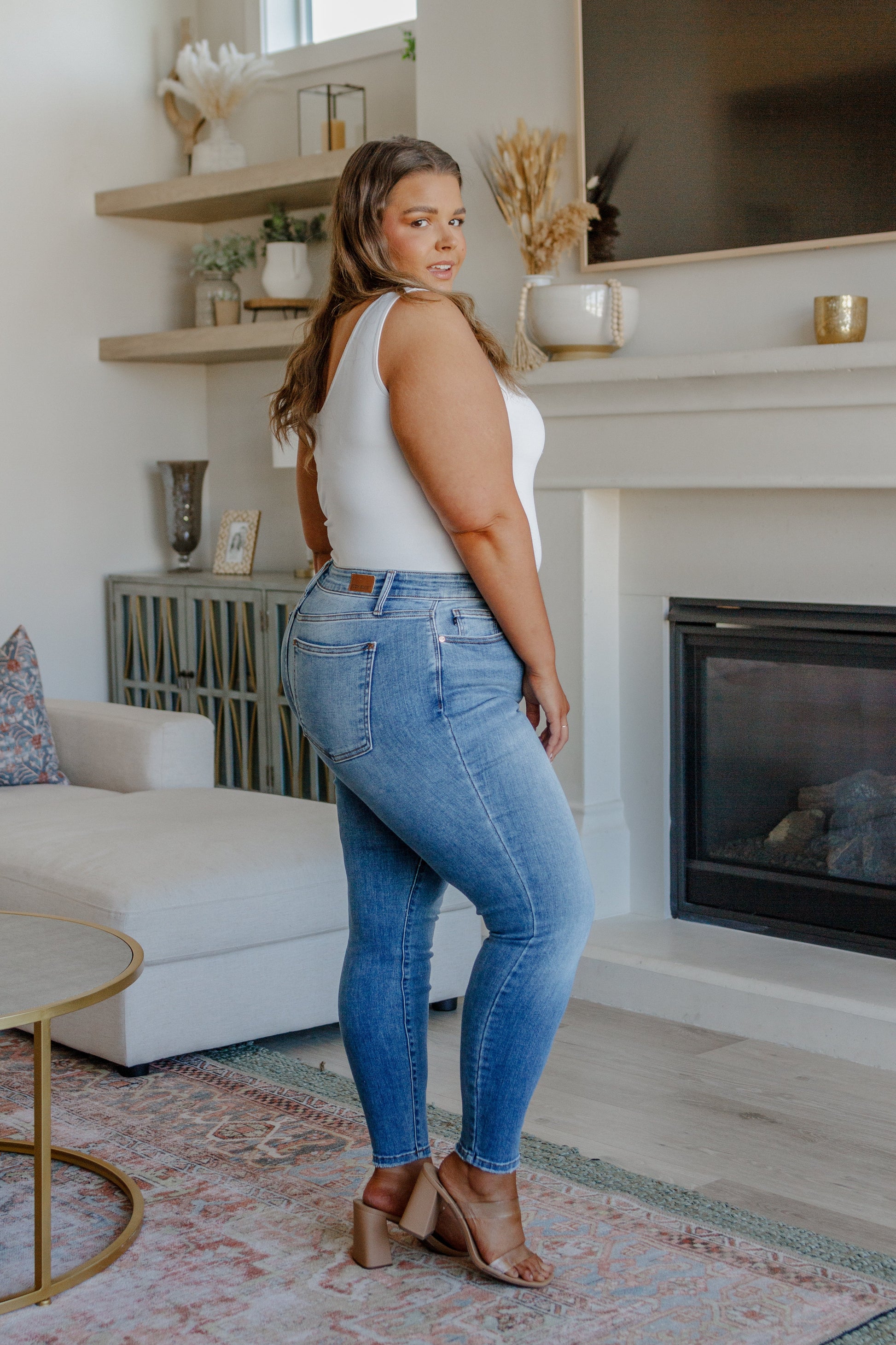 Catherine Mid Rise Vintage Skinny Jeans - FamFancy Boutique