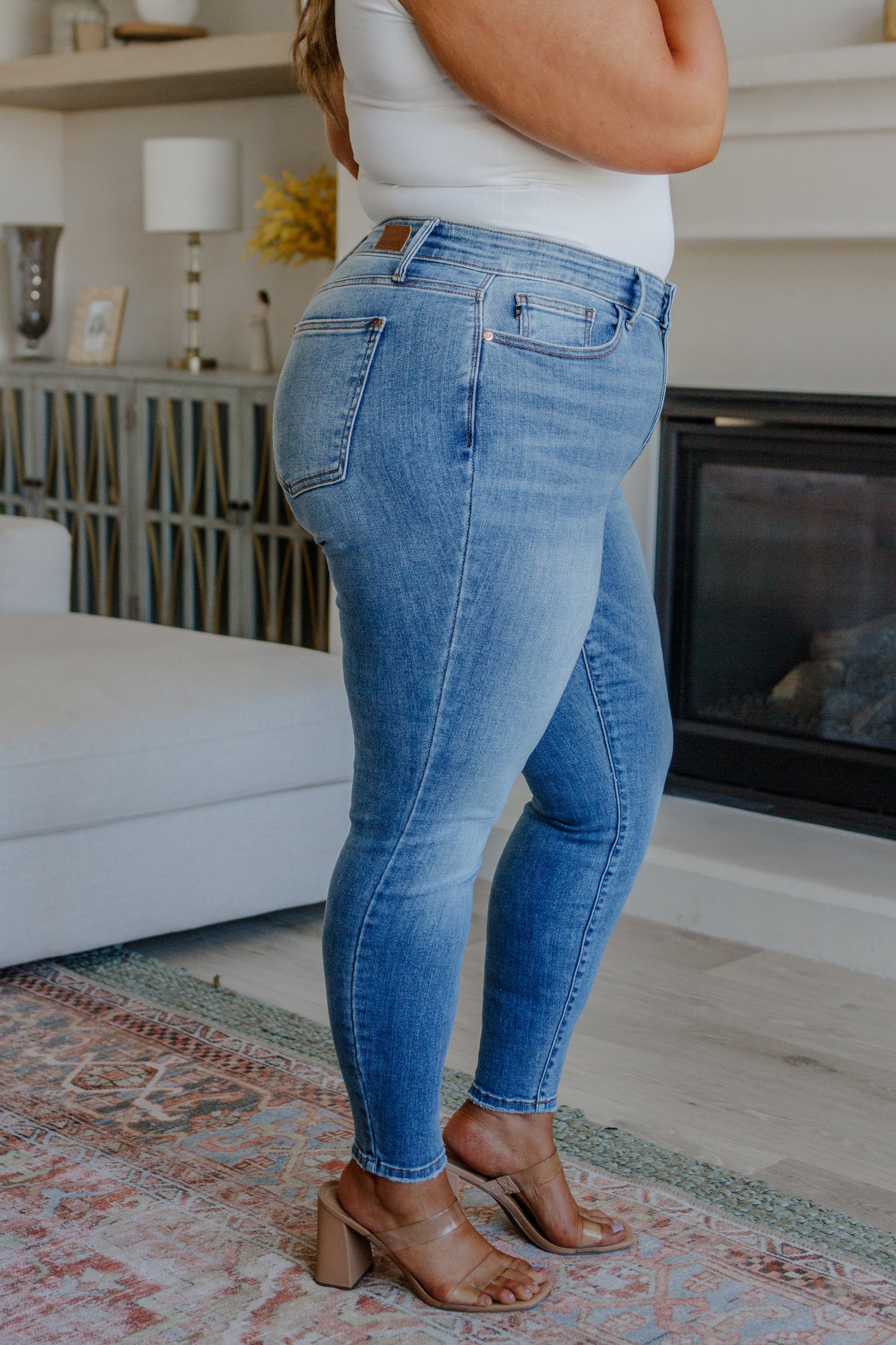 Catherine Mid Rise Vintage Skinny Jeans - FamFancy Boutique