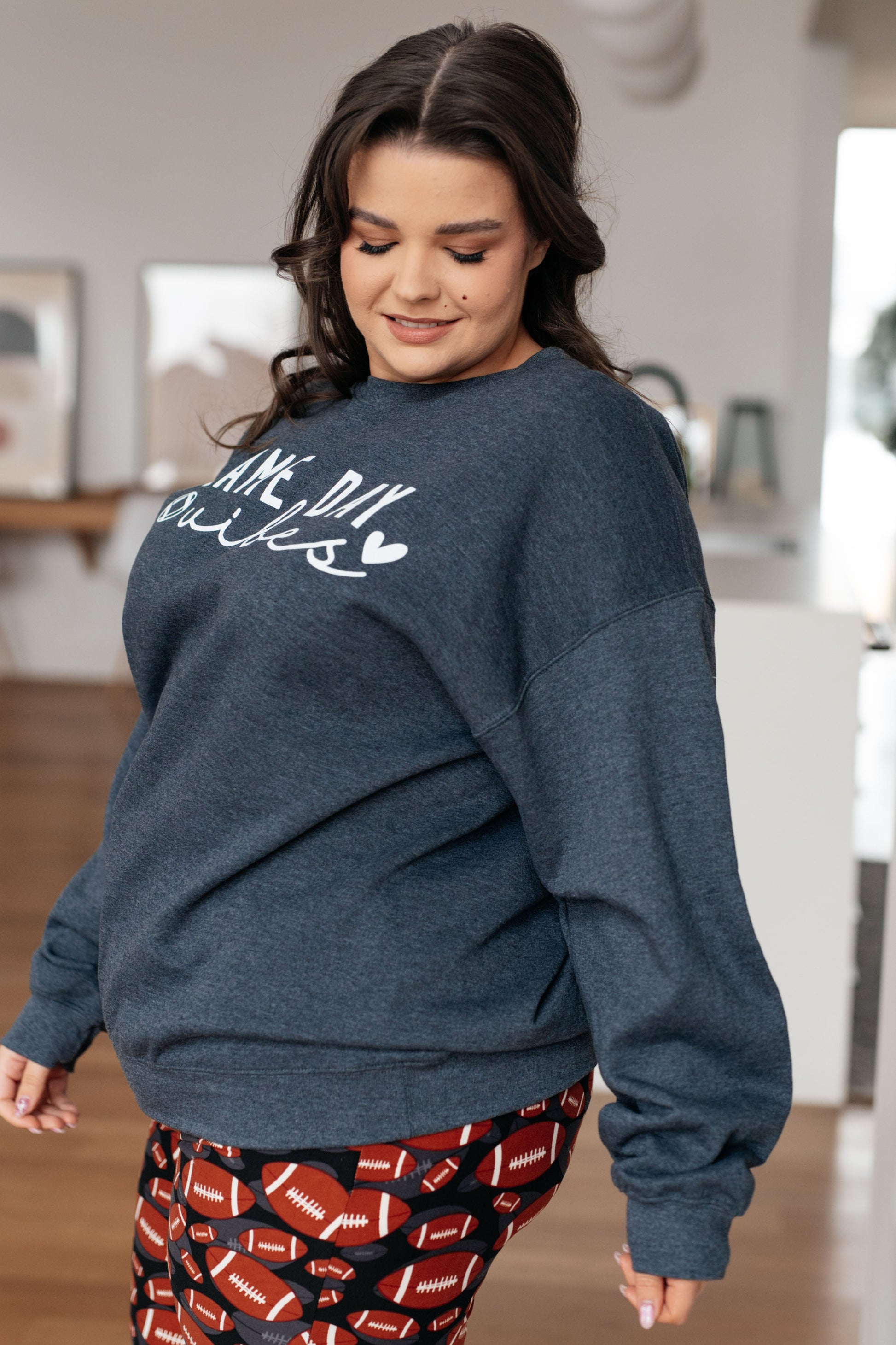 Game Day Vibes Pullover - FamFancy Boutique