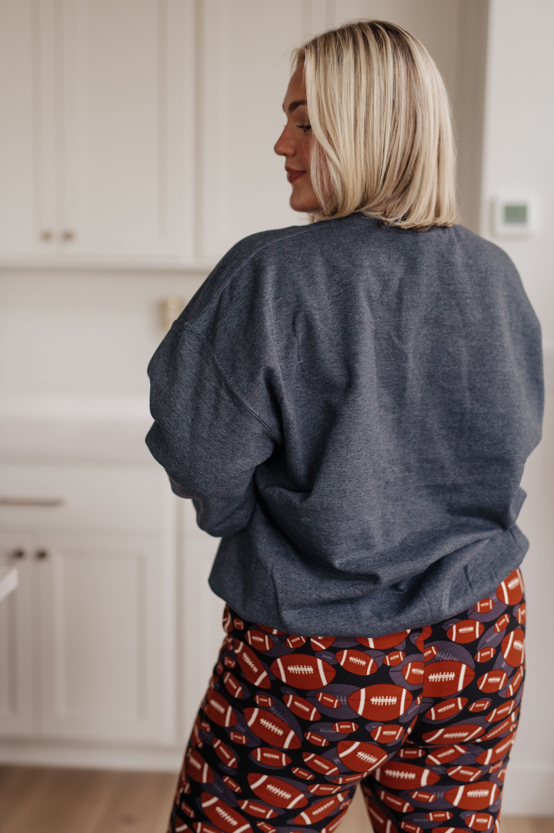Game Day Vibes Pullover - FamFancy Boutique