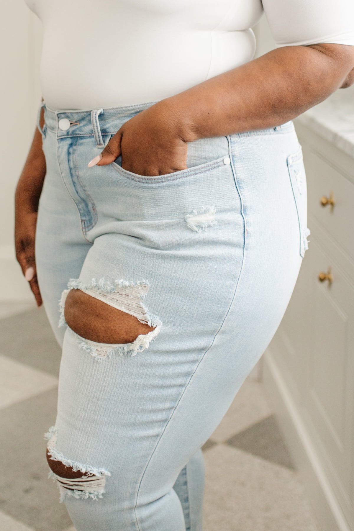 Super Light Destroyed Boyfriend Jeans - FamFancy Boutique