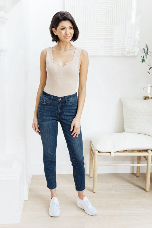 Mid-Rise Relaxed Fit Mineral Wash Jeans - FamFancy Boutique