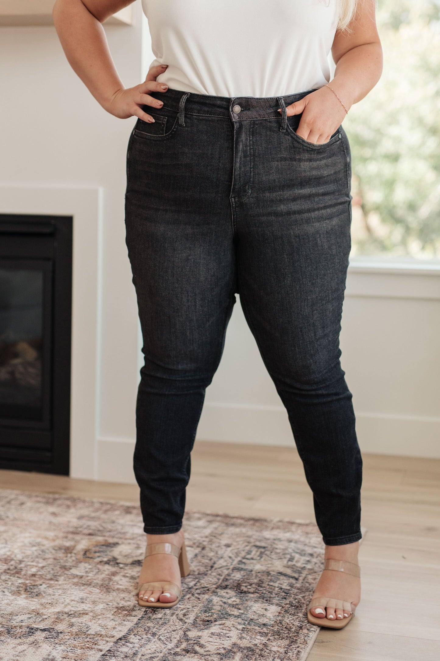 Octavia High Rise Control Top Skinny Jeans in Washed Black - FamFancy Boutique